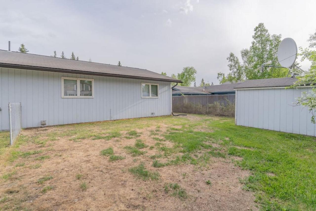 The Western Hale Hideaway Fairbanks Exterior photo